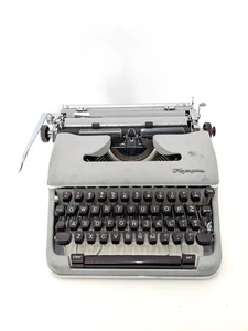 Vintage Olympia Typewriter Made in Western Germany - Picture 1 of 10