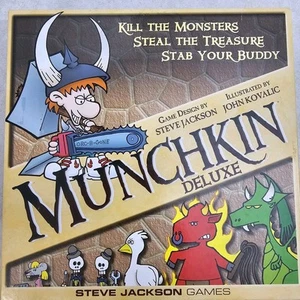 Steve Jackson Games Munchkin Deluxe Dungeon Magic Items Juego de Cartas Estrategia 2012 - Imagen 1 de 24