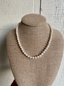 Vintage 14K Gold White Round Pearl Necklace 18 Inches - Picture 1 of 5