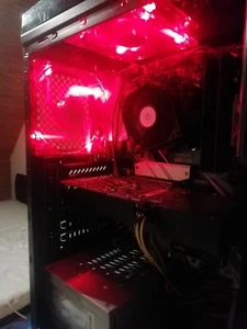 Gaming PC inkl 2 Monitore Und mehr - Bild 1 von 6