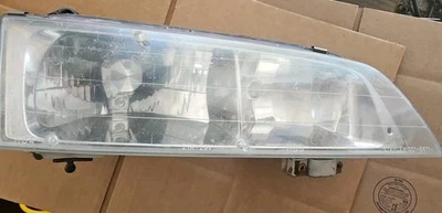 Оригинальная правосторонняя фара со стороны пассажира для Honda Accord 1994-1997 годов выпуска - Изображение 1 из 4