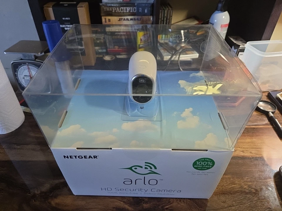  Sistema de cámara de seguridad HD inalámbrico para exteriores Arlo VMS3130 Netgear NUEVO caja abierta Foto 1 de 4