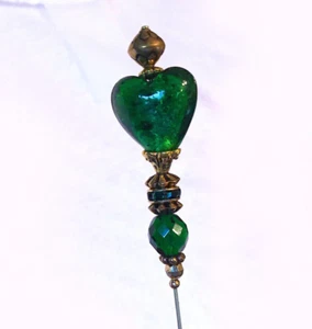 HATPIN - GREEN HEART GLASS and CRYSTAL on OLD BRASS FINISH SETTING - 8 in. - Picture 1 of 12