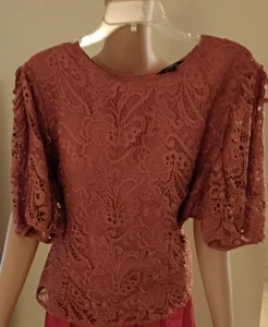 Express Women's Top PINK SLEEVE LACE KEYHOLE WITH SILK LINER XL - Picture 1 of 6