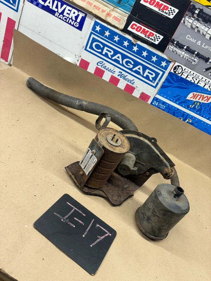 93 94 96 97 1980 Ford F150 F250 F350 Bronco bote de smog 300-6 enfriador de riel de combustible Foto 1 de 4