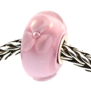 Authentic Trollbeads Glass 61195 Pale Rose Flower :1 RETIRED - Picture 1 of 3