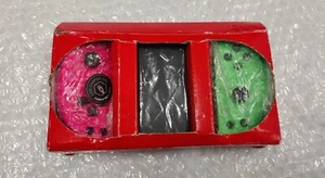 Gioteck jc20nsw  Controllers for nintendo switch Game Pad Grip Pink Green - Picture 1 of 6