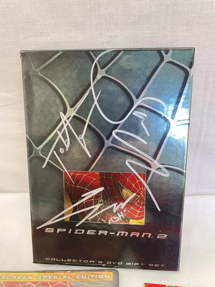 RARE CAST SIGNED Spider-Man 2 Collector's DVD Gift Set Limited Edition W/COA - Image 1 of 4