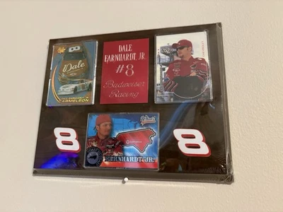 Dale Earnhardt Jr. Tablero de exhibición con tarjetas coleccionables Foto 1 de 4