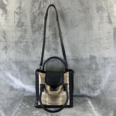 Bolso de hombro Loeffler Randall de cuero negro con piel de serpiente en relieve Foto 1 de 4