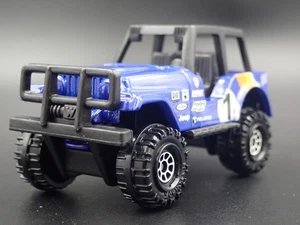 1976- 1986 Jeep Wrangler Cj7 4x4 Blue 1:64 Scale Diorama Diecast Modello Auto - Foto 1 di 6