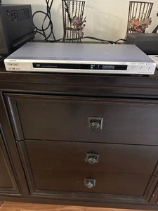Sony DVP-NS50p DVD/CD/SACD Precision Cinema Super Audio CD Player mit Fernbedienung - Bild 1 von 14