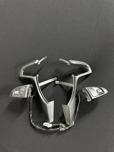 Genuine Holden VE Commodore S1 " Steering Wheel Control Switches And Trims - Picture 1 of 2