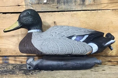 Flambeau Products Duck Decoys Floating Plastic 1996 Usa Full-Size - Image 1 of 4