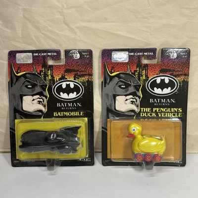Lote de 2 coches fundidos a presión Ertl 1989 Batman Batimóvil Negro y Pato escala 1:64 Nuevo de Lote Antiguo  Foto 1 de 4
