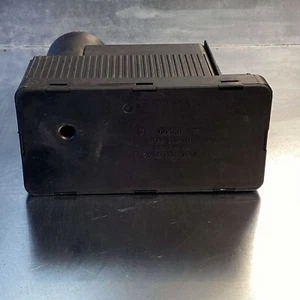 Mercedes-Benz W124 Vacuum Pump Control Module For Central Lock 2028000048 BOSCH - Picture 1 of 6