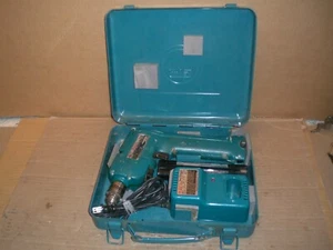 Makita 6012HD 3/8" Drill Set with metal storage case - Picture 1 of 14