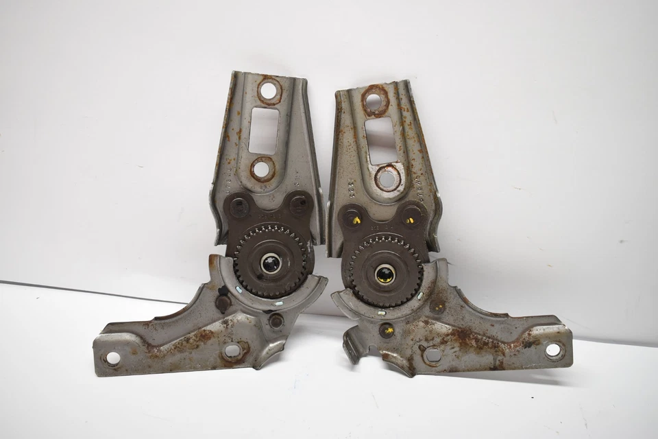 10-14 Tahoe Escalade Yukon Avalanche Power Seat Back Recline Hinge Bracket E243 - Image 1 of 4