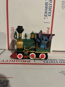 Disney Parks Disney Lilo & Stitch Experiment 626 Zugfahrt Spielzeugauto - Bild 1 von 5