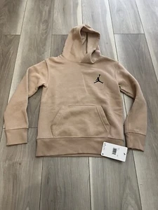NWT Nike Air Jordan Boy's Essentials Pullover Hoodie Brown Tan Size S MSRP $42 - Picture 1 of 5