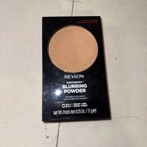 Revlon Photoready Blurring Powder, 030 Medium/Deep SEALED - Picture 1 of 2