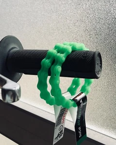 MX GREEN CHAIN WRISTBAND BRACELET NEW - Picture 1 of 4