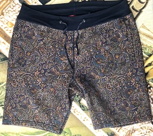 Supreme Paisley Sweat Shorts 2011 Blue Navy L Box Logo Vintage PCL Floral RARE - Picture 1 of 8