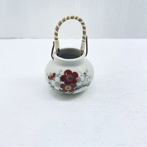 Cesto ceramica arte ceramica vintage manico rattan floreale asiatico firmato bianco - Foto 1 di 8