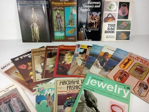Vintage 60er 70er Jahre Bastelbuch Konvolut Makramee (x18) - Bild 1 von 5