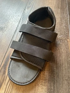 Zapato para caminar médico post op para mujer talla 9,5 - Imagen 1 de 5