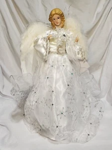 Hobby Lobby Angel Árbol de Navidad Topper Vestido Blanco Alas de Pluma Cabeza de Porcelana - Imagen 1 de 5