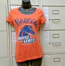 NCAA BOISE STATE BRONCOS WOMENS SHORT SLEEVE SHIRT SIZE XS NEW