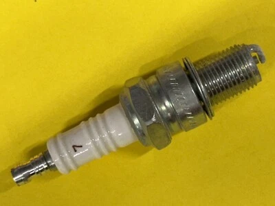 AERMACCHI HARLEY NOS 32306-61 # 7 SPARK PLUG 1975 - 1978 SX250 SS250 - Image 1 of 2