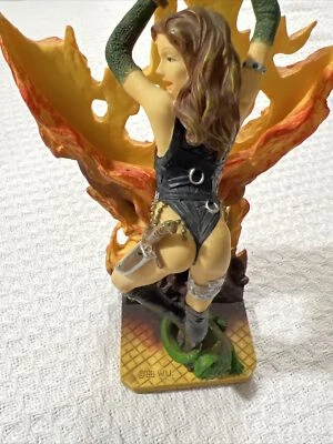 Фигурка скульптуры из смолы Myths & Legends Slayer Queen Warrior 1996 Summit - Изображение 1 из 4