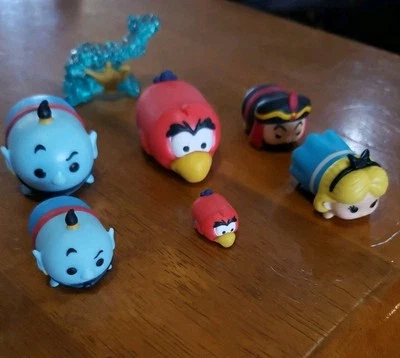Lot of 7 Disney Tsum Tsum Vinyl Figures Aladdin Lalo Jafar Alice-in-Wonderland - Image 1 of 4