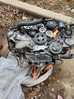 Subaru Outback 2014 motor 2,5 dañado Foto 1 de 4