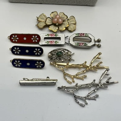 Lote De 10 Pinzas De Pelo De Colección Esmalte Guillloche Sobre Metal Margaritas Art Deco Etc.  Foto 1 de 4
