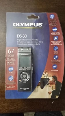 Olympus DS-30 Digital Handheld Voice Recorder In Great Working Condition - Image 1 of 2