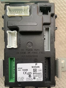 2009-2011 INFINITI FX35 FX50 BODY CONTROL MODULE BCM (284B1 1CA0B) OEM - Picture 1 of 3
