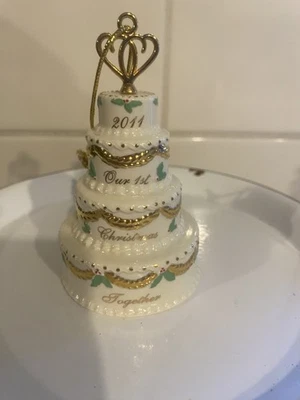 Lenox Ornament, Wedding Cake 2011 Our  First Christmas Together. - Image 1 of 4