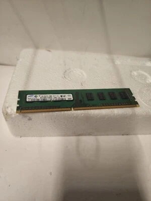 Samsung 2GB 1Rx8 PC3-10600U DDR3 1333MHz DIMM Memory RAM M378B5773DH0-CH9 - Image 1 of 3
