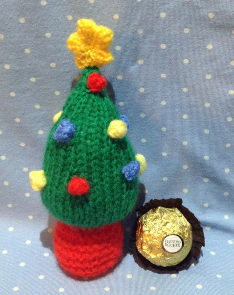 KNITTING PATTERN - Christmas Tree chocolate cover Christmas fererro rocher - Image 1 of 1