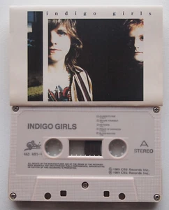 INDIGO GIRLS - INDIGO GIRLS (EPIC 4634914) 1989 SINGAPORE CASSETTE TAPE ALT FOLK - Picture 1 of 3