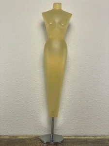 Art Deco MCM Vintage Lucite Female Figure Mannequin Sculpture Chartreuse Yellow - Imagen 1 de 18