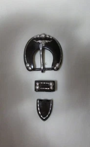 Eisen mit Overlay 3-teiliges Schnallenset - langes Horn (Lenkkopf) für einen 5/8" Gurt - Bild 1 von 1