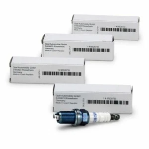 Genuine 4 Spark Plug Kit 95528733 Opel/GM Astra J Corsa E Adam 1.4 T.B - Picture 1 of 3