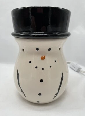 Candle Warmers Pluggable Fragrance/Wax Warmer Snowman The Holiday Collection - Image 1 of 4