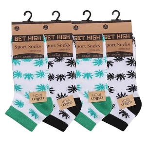 12 Pack Mens Sports Trainer Leaf Weed Cotton Ganja Marijuana Style Socks 6-11 U - Picture 1 of 1