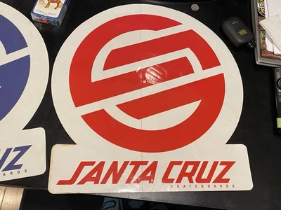 Pegatina de Patinetas Hugh RAMP De Colección Santa Cruz Principios de 2000’s Extremadamente Roja Difícil de Encontrar Foto 1 de 4