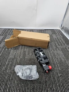 Norgren MN01CGA75AJPA Solenoid Valve, 5/2 24 VDC 5CV 150PSIG 1/2 PTF Nugget - Picture 1 of 10